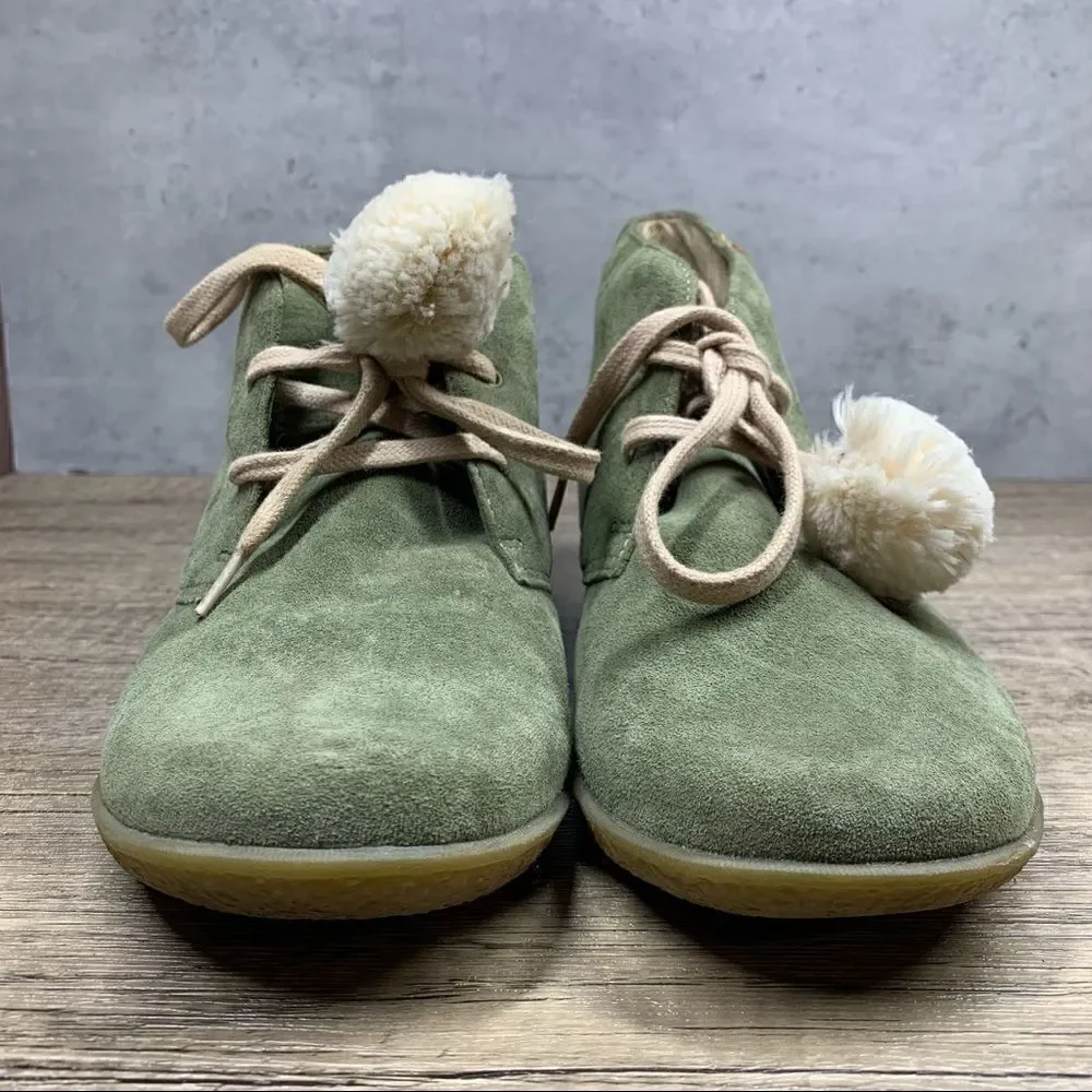 HUSH PUPPIES WOMEN'S~GREEN SUEDE~WEDGE~VIGOR II~ANKLE BOOTIES~SIZE 8M‎